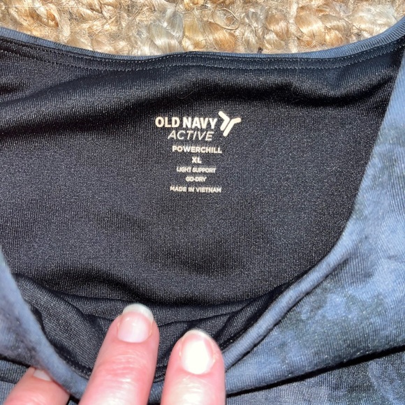 Old Navy Two Piece Active Extra Mid Rise Black Go Dry Leggings & Top XL - Picture 3 of 4